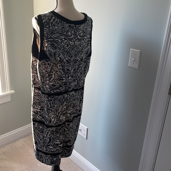 PHASE 7 SEVEN SHIFT DRESS - Picture 5 of 8